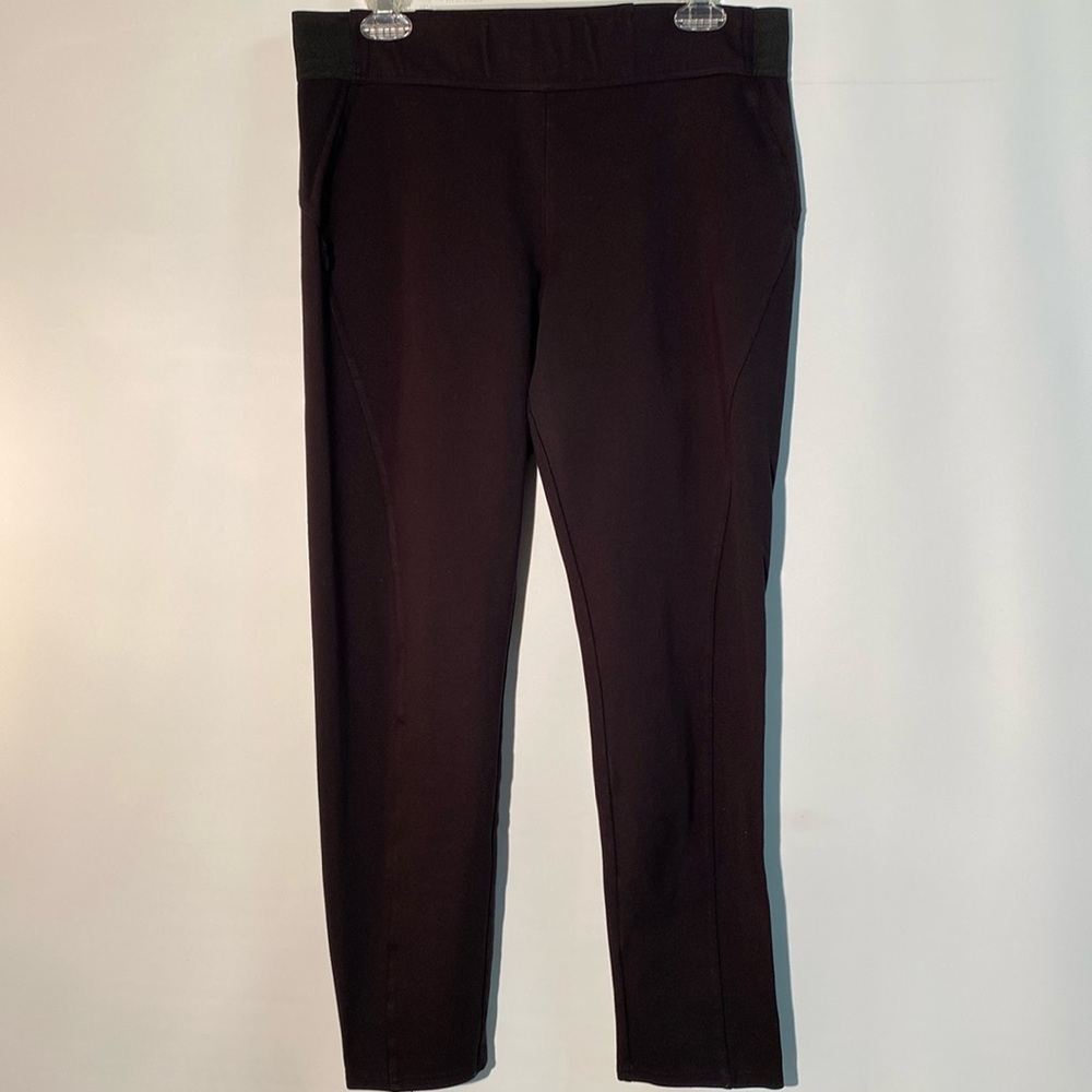 Simply Vera - Vera Wang skinny shaping pants. Size L